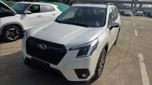 Subaru Forester 2022 года выпуска из Китая🇨🇳 Объем двигателя: 2.0. Привод: 4WD. Пробег: 17.000 км.