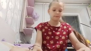 что мне подарили и что мне сделала учительница на окончание года.