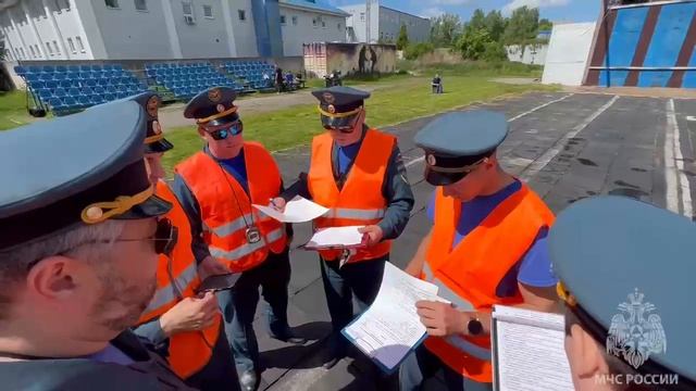 Профессионалы спасательного дела.