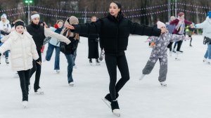 Алина Загитова, её центр и её спортивный агент.