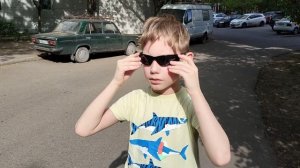 Максим первый раз самостоятельно приехал из дома на самокате без сопровождения😄