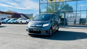 Honda Freed Spike, 2011 год