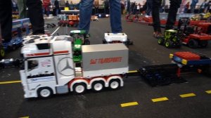LEGO Scale Tractor Pulling with 1 kg load at Bricking Bavaria 2023