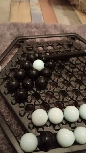 Берите этот без полезный фон для истории 🥲