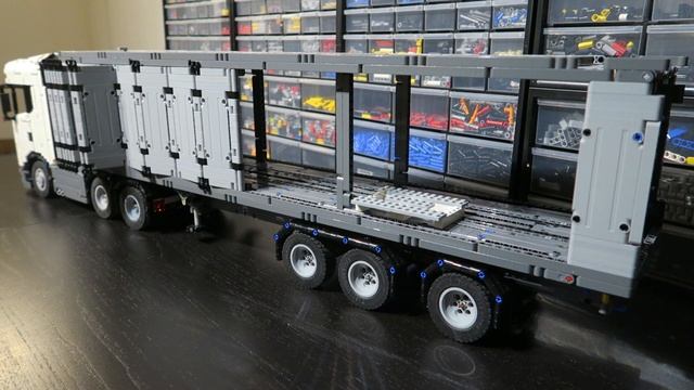 WIP trailer for Scania tractor unit with sliding curtains (LEGO Technic MOC) смотреть онлайн