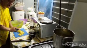 Поработала на огороде, сварила суп.