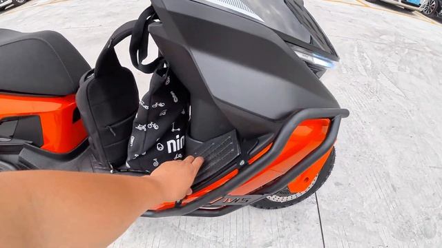 Готовим на отправку Топовые электроскутера из Китая Ninebot M5 Performance | E300P MK2 #e300pmk2