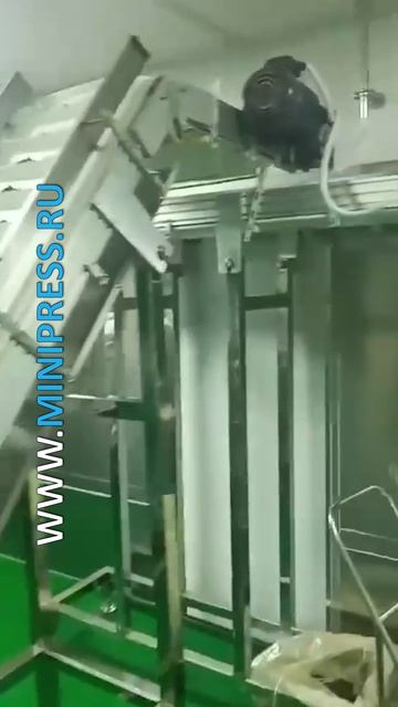 Minipress.ru Фармацевтическое укупорочное оборудование с тремя резаками смотреть онлайн