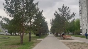 А давай возьмём билеты в Париж.Комсомольский проспект. Красноярск