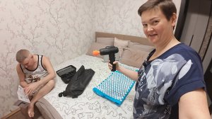 Купили себе новую ИГРУШКУ) РАЗВЛЕКАЕМСЯ с Вованом ПО ВЗРОСЛОМУ) Тестирую Аппликатор Кузнецова! Влог