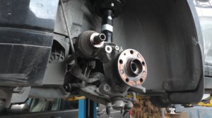 Замена передних амортизационных стоек на Volkswagen Passat 1,8 Фольксваген Пассат 2019 2часть