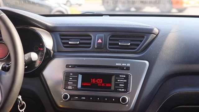 Kia Rio смотреть онлайн