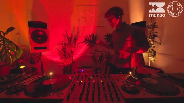 Santi Cichelli @ themuddshow x Manso Club смотреть онлайн
