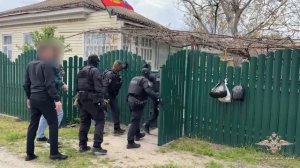 В Ростове-на-Дону мошенник в полицейской форме «конфисковал» в ПВЗ заказы на полмиллиона рублей