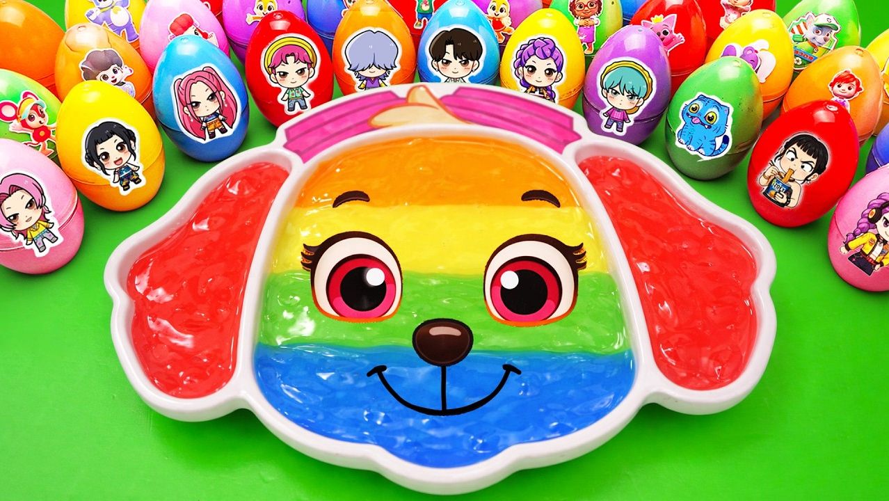 Готовим ванну со слизью Rainbow Paw Patrol, смешивая желейную слизь и ГЛИНЯНЫЕ яйца смотреть онлайн