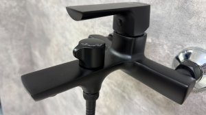 Смеситель для ванны LEMARK Ursus LM7214BL чёрный