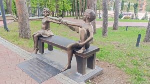 «Дружба» скульптурная композиция в Комсомольском парке #Кисловодск