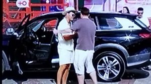 Дом 2 Хорошеву подарила жена машину