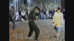 Учимся танцевать как в 90 годы прошлого века. )))