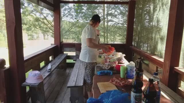 ПОЕХАЛИ ОТДЫХАТЬ ДУШОЙ И ТЕЛОМ НА БАЗУ ОТДЫХА смотреть онлайн