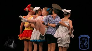 «ОЗОРНАЯ ПОЛЬКА», Ансамбль «Школьные годы». «NAUGHTY POLKA», The Ensemble «School years».