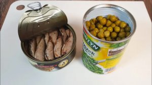 Банка РИЖСКИХ шпротов и банка ГОРОШКА. Сытный салат за 5 минут