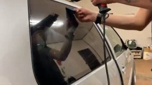 Как затонировать стекла в автомобиле Своими руками Формовка заднего стекла