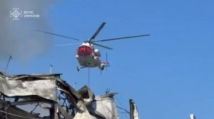 Под Киевом с утра тушат пожар на складе, возникший после прилета ракет.