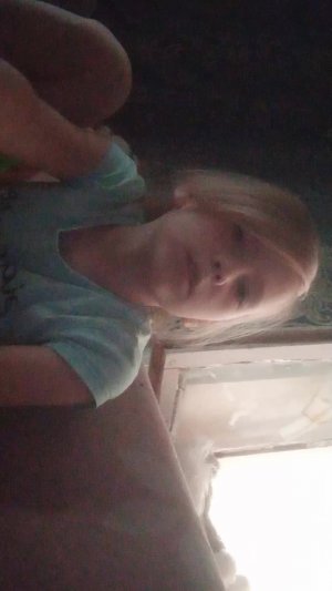 Квинка(^_-)
В АНАНАС идИ😎🍍