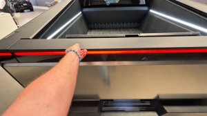 Я приехал в Tesla в США… Цены меня удивили!