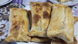 БАБУШКА ПЕЧЕТ САМСУ// ДОМАШНИЙ ВЛОГ😊