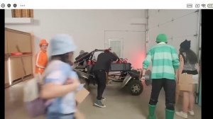rainbow friends в реальной жизни видео не моё