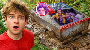 Последний, кто останется в Cybertruck, заберет его! (Охотники на демонов KPop)