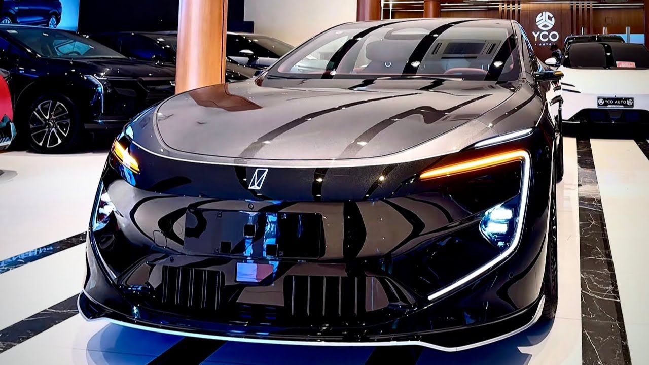 Changan AVATR 07 Super Premium интерьер и экстерьер смотреть онлайн