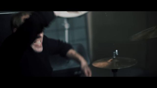 Guano Apes - Guano Apes - Open Your Eyes (Official Music Video) (2017 Version) ft. Danko Jones смотреть онлайн