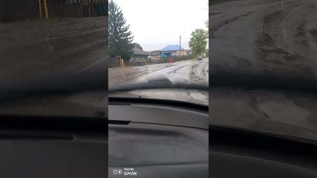 Дождливо 😁😊. смотреть онлайн