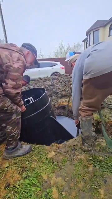 Монтаж вертикальной станции биологической очистки ЕвроДиамант 4 Лонг в Раменском районе 🤝🚽👍