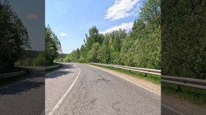 Спуск с горы на велосипеде