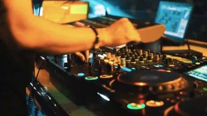 Tomason Music - Shine Like a Light _ 90s Eurodance _ Trance Energy(720P_HD)