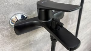 Смеситель для ванны LEMARK Bronx LM3714BL чёрный