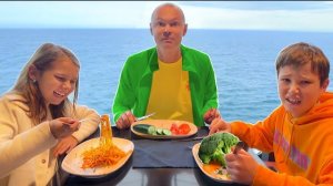 Еда на корабле / 8 ресторанов и все с заданиями