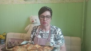 Сегодня у нас  Праздник.🥰  Напекла целый стол Пирогов