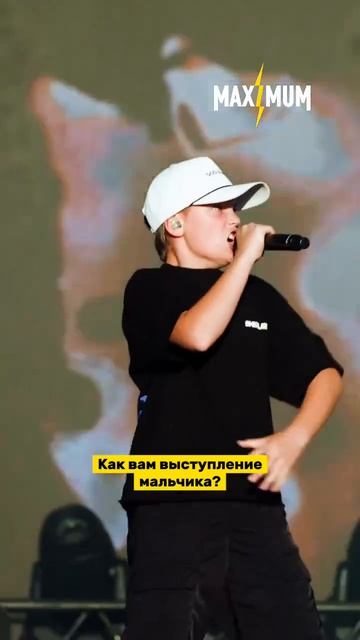 Джейкоби Шэддикс вывел своего сына на сцену на концерте Papa Roach 🔥 смотреть онлайн