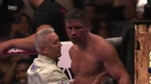 👊Александр Усик нокаутировал Рико Верхувена в 11-м раунде и защитил чемпионский пояс WBC