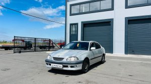 Toyota Avensis, 1999 год