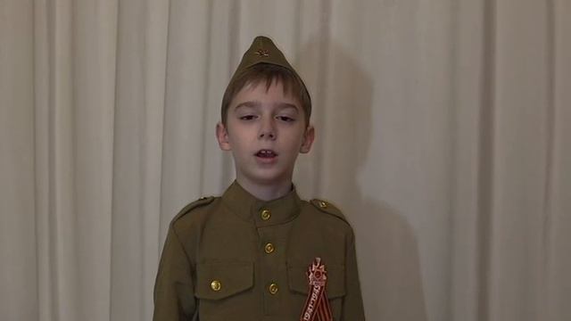 "Мечты блокадного мальчишки", Читает: Бурнацев Руслан, 9лет