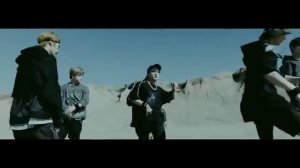 Stray Kids
Easy M/V