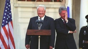 Ельцин - главный виновник развала СССР и это гос измена?