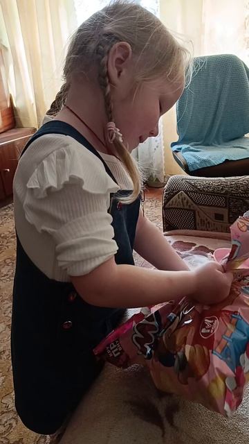 Распаковка палочек Мика от Ксюши , смотрим какой же там сюрприз ❤️