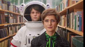 Виктория Исакова  приветствует зрителей Екатеринбурга!
